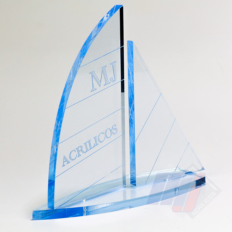 Troféu em Acrílico Personalizado em Formato de Barco